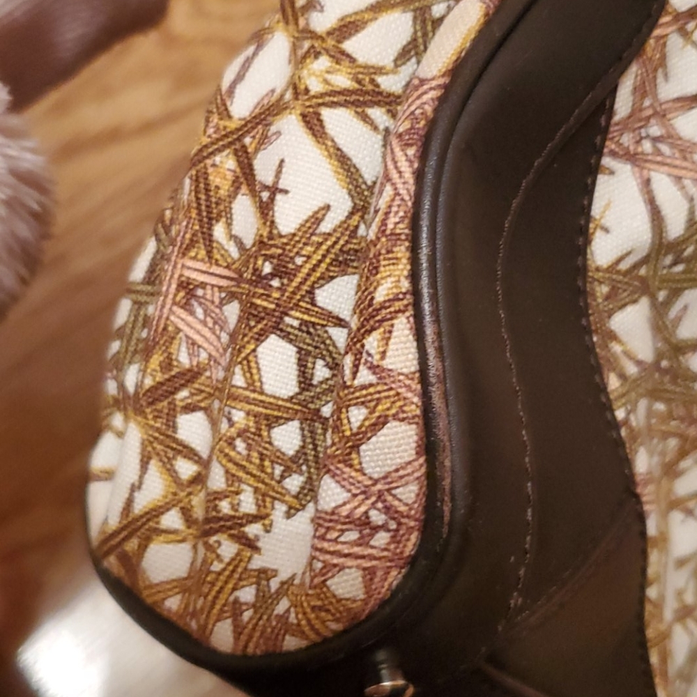 Handbag - Picture 5 of 13